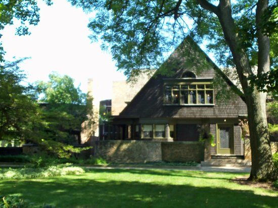 Frank Lloyd Wright Home and Studio